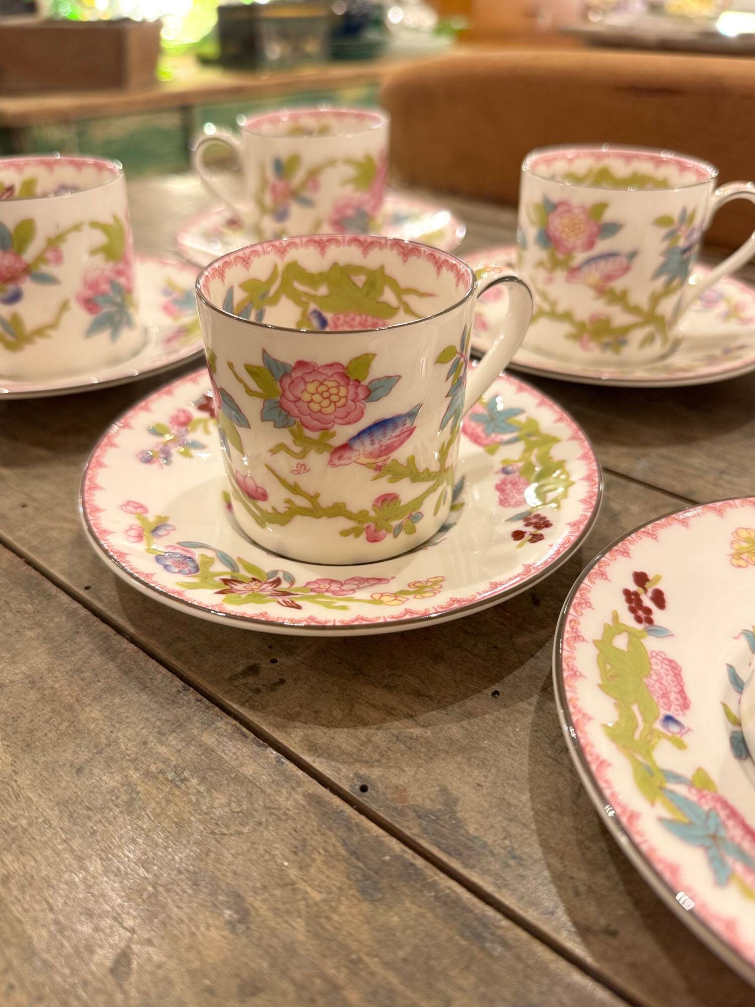 6 tasses à café en porcelaine de Minton