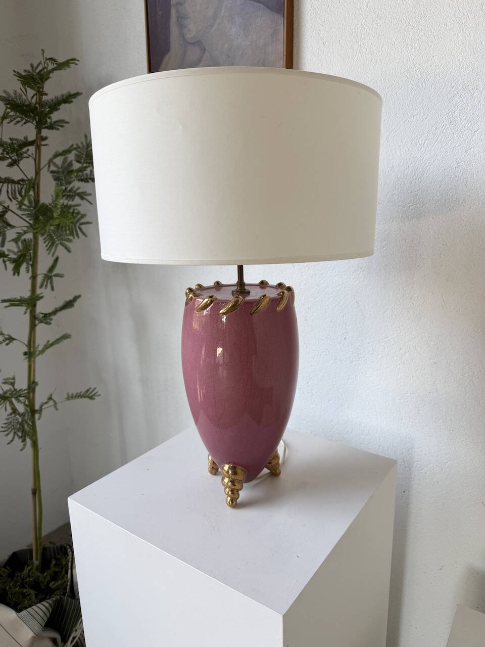 Pink and gold ceramic tripod table lamp