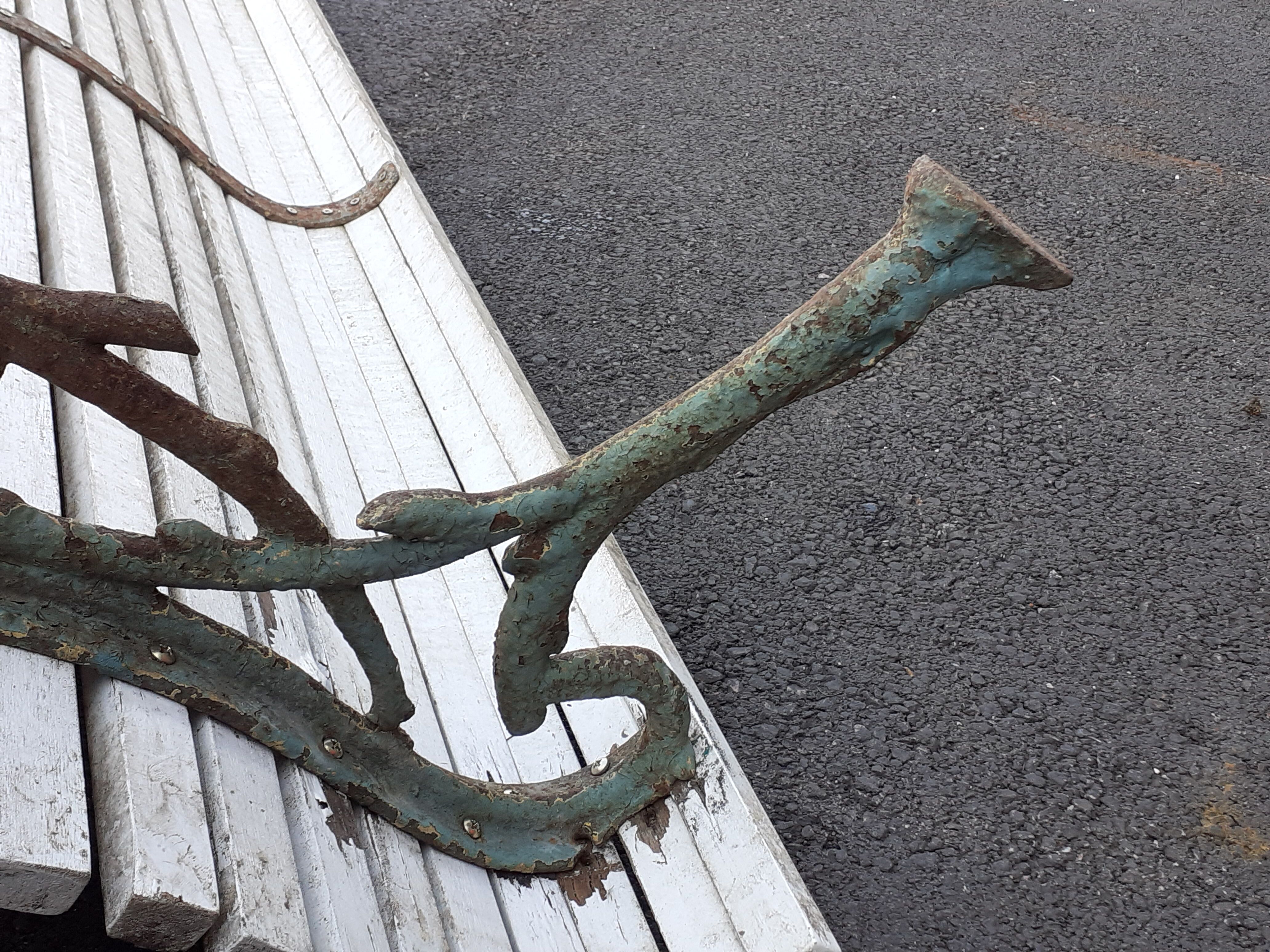 Banc de jardin avec pieds en  fonte