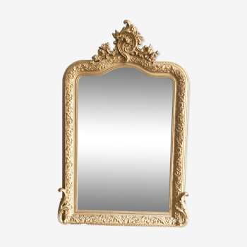 Miroir doré à fronton XIXème, 86x136