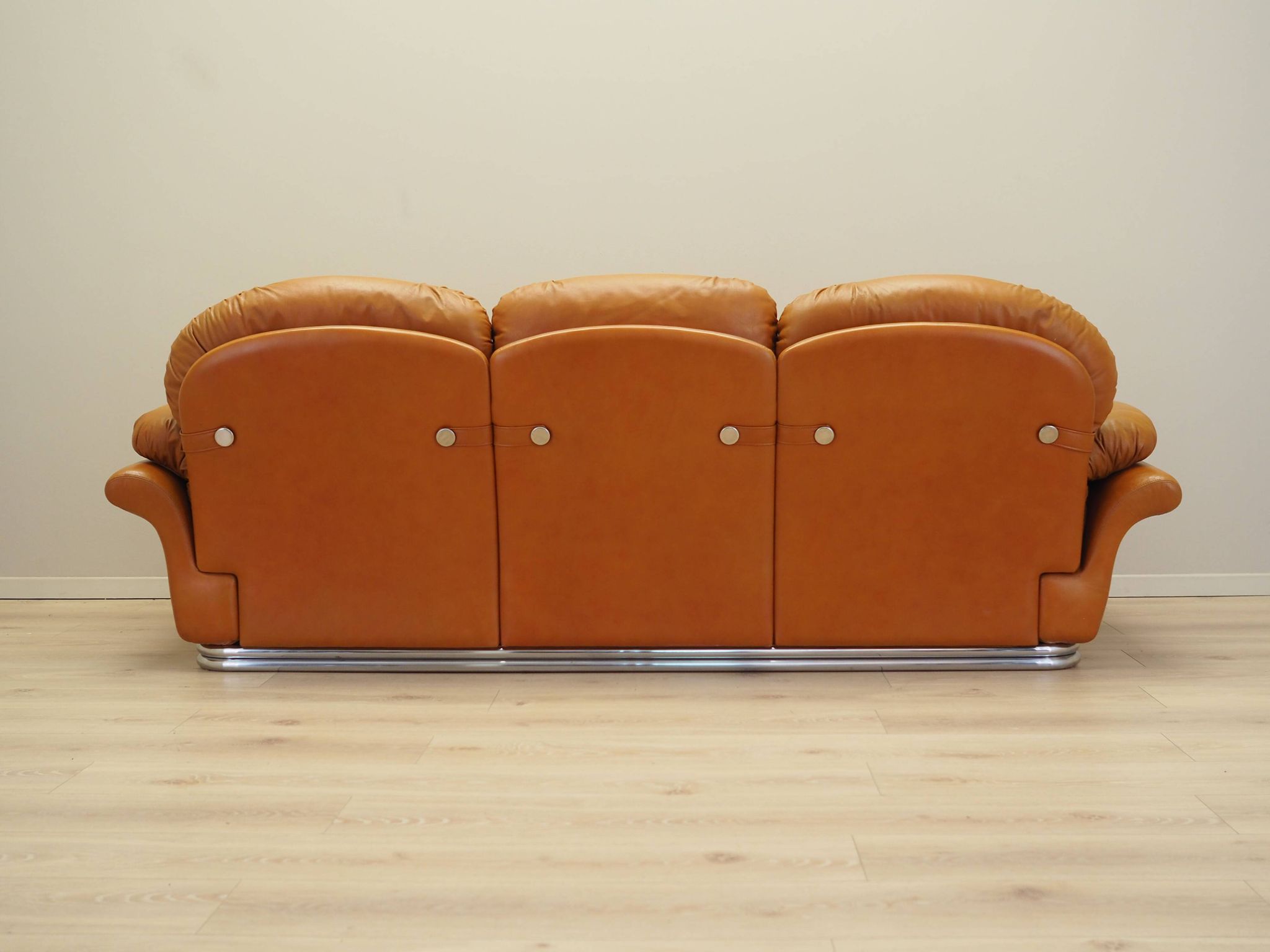 Orange leather sofa, Space Age design, 1960s, production: Italy