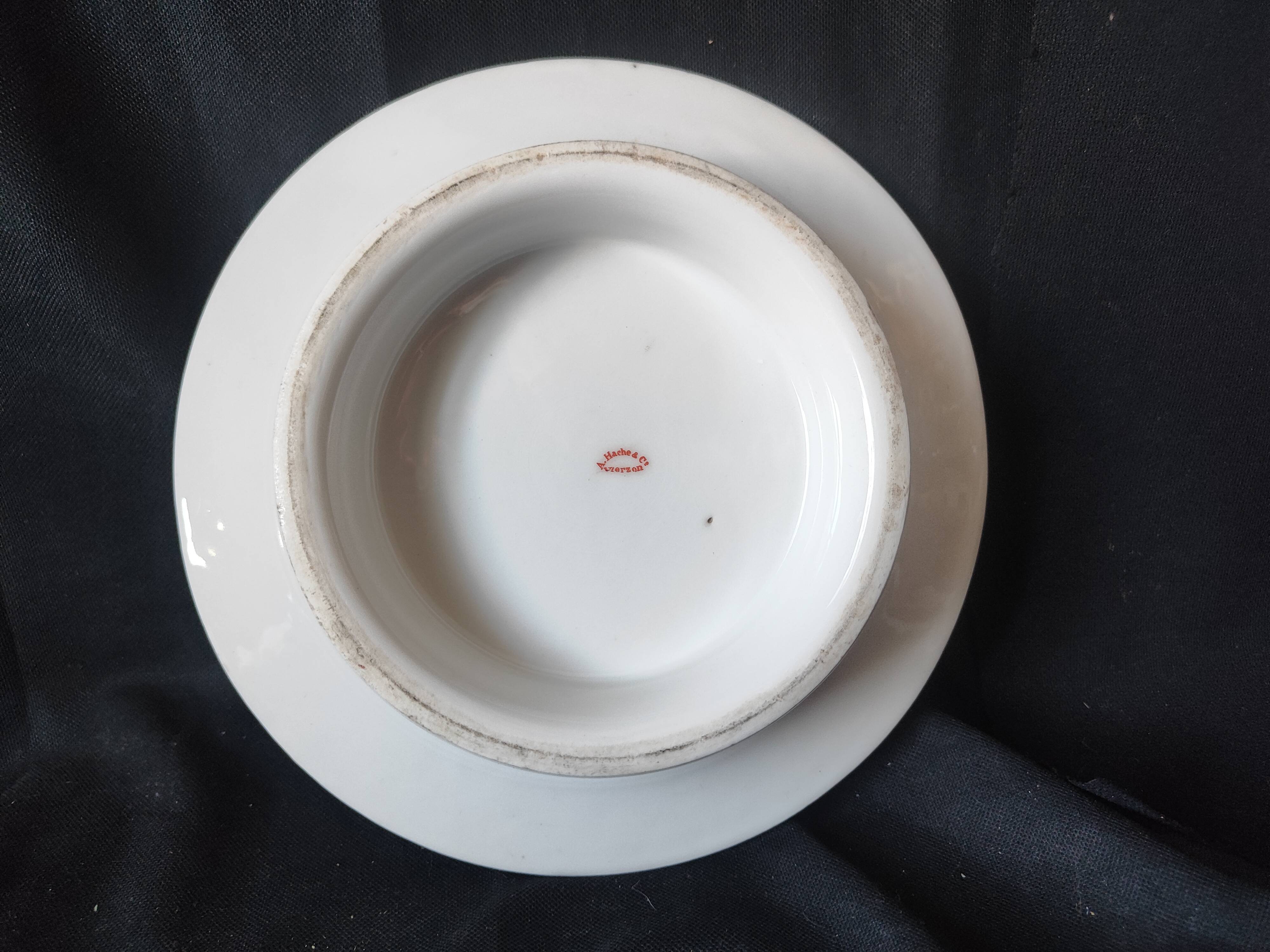 Porcelain A. Hache & Cie / Vierzon cake stand