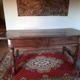 Bureau en châtaignier