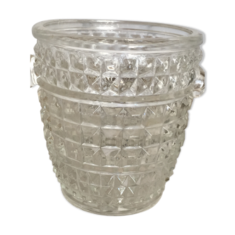 Ice bucket