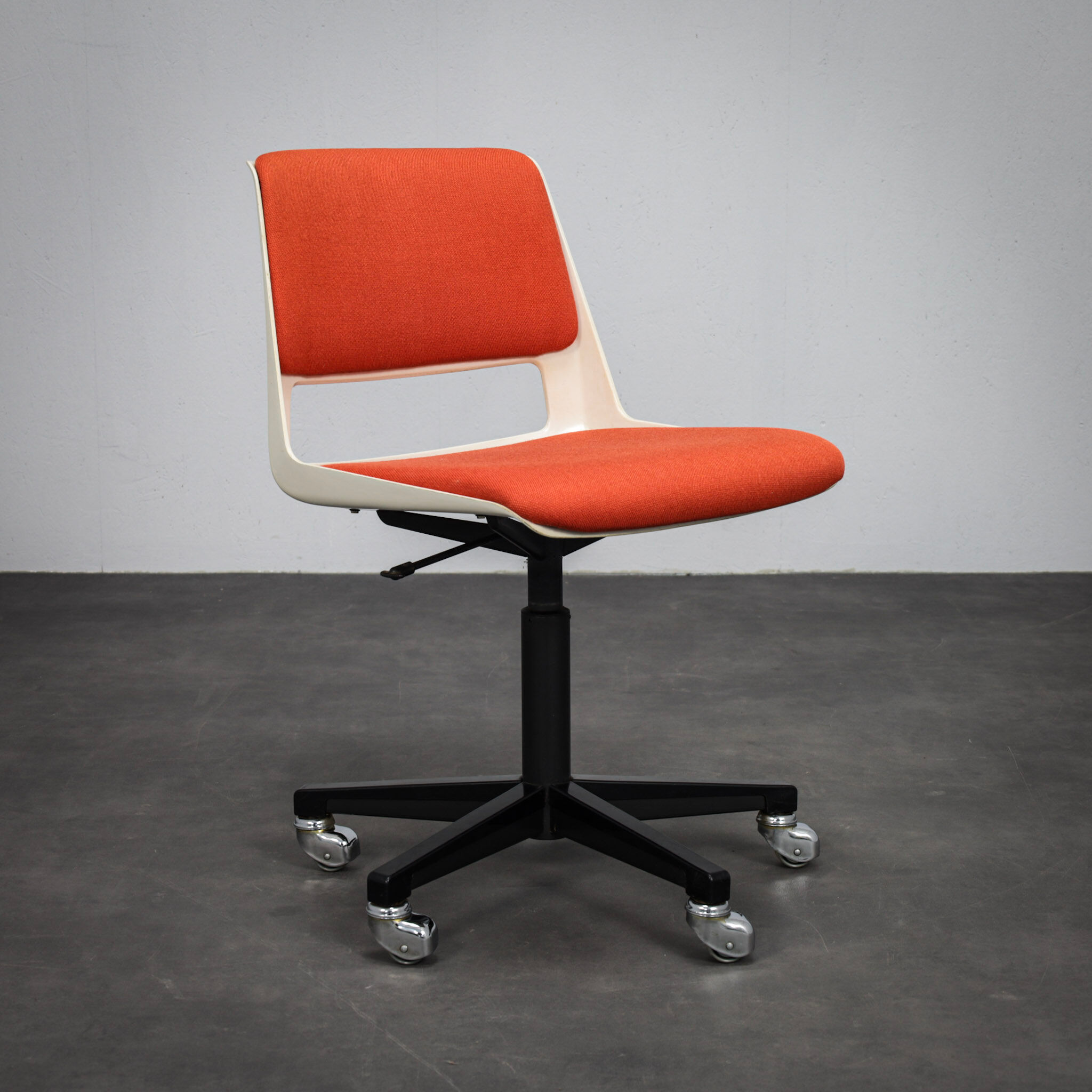 Office chair by André Cordemeyer for Gispen, Netherlands, 1970s