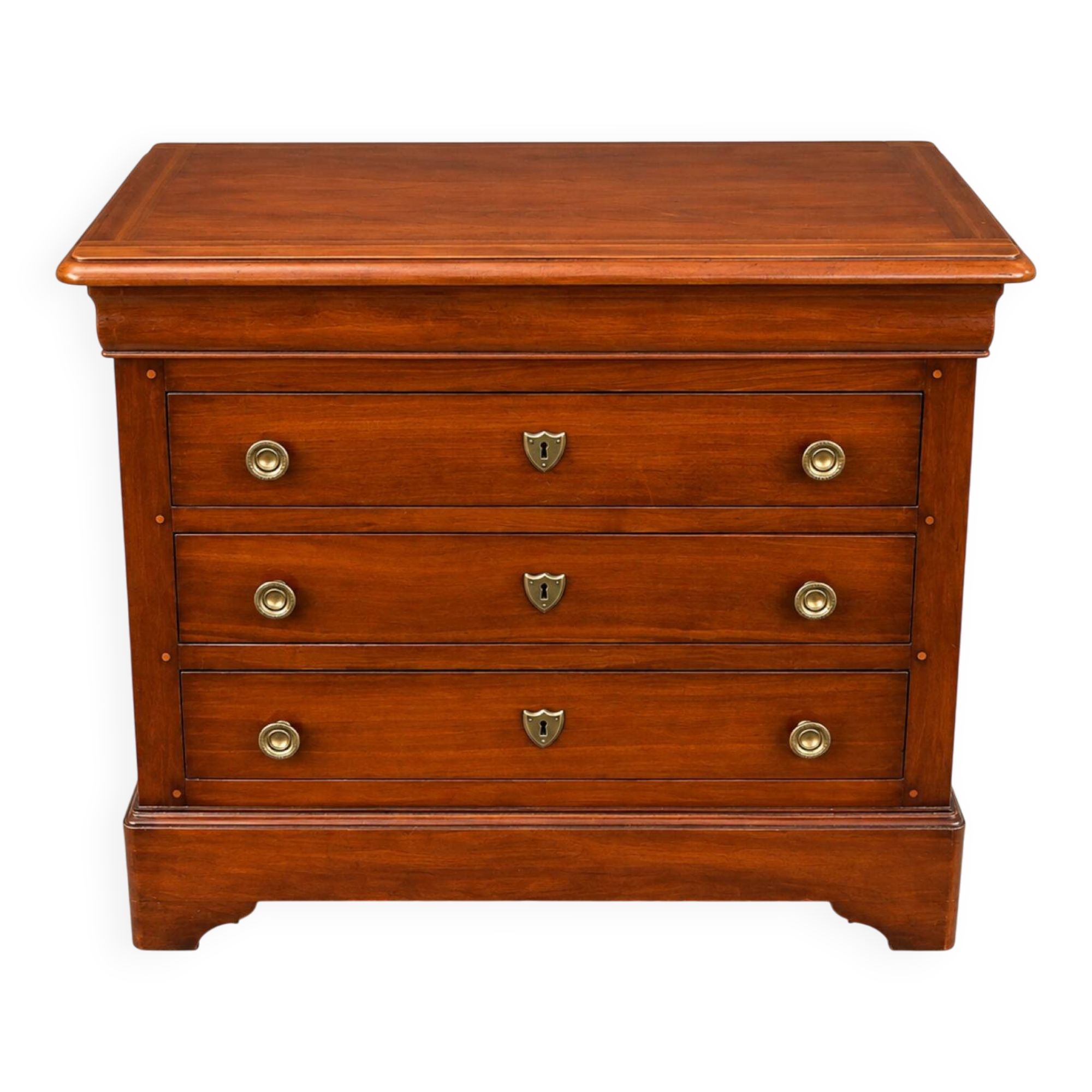 Louis Philippe chest of drawers with 4 drawers and brass.