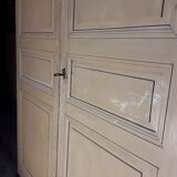 Armoire ancienne, début XIX°, patine peinte d’origine