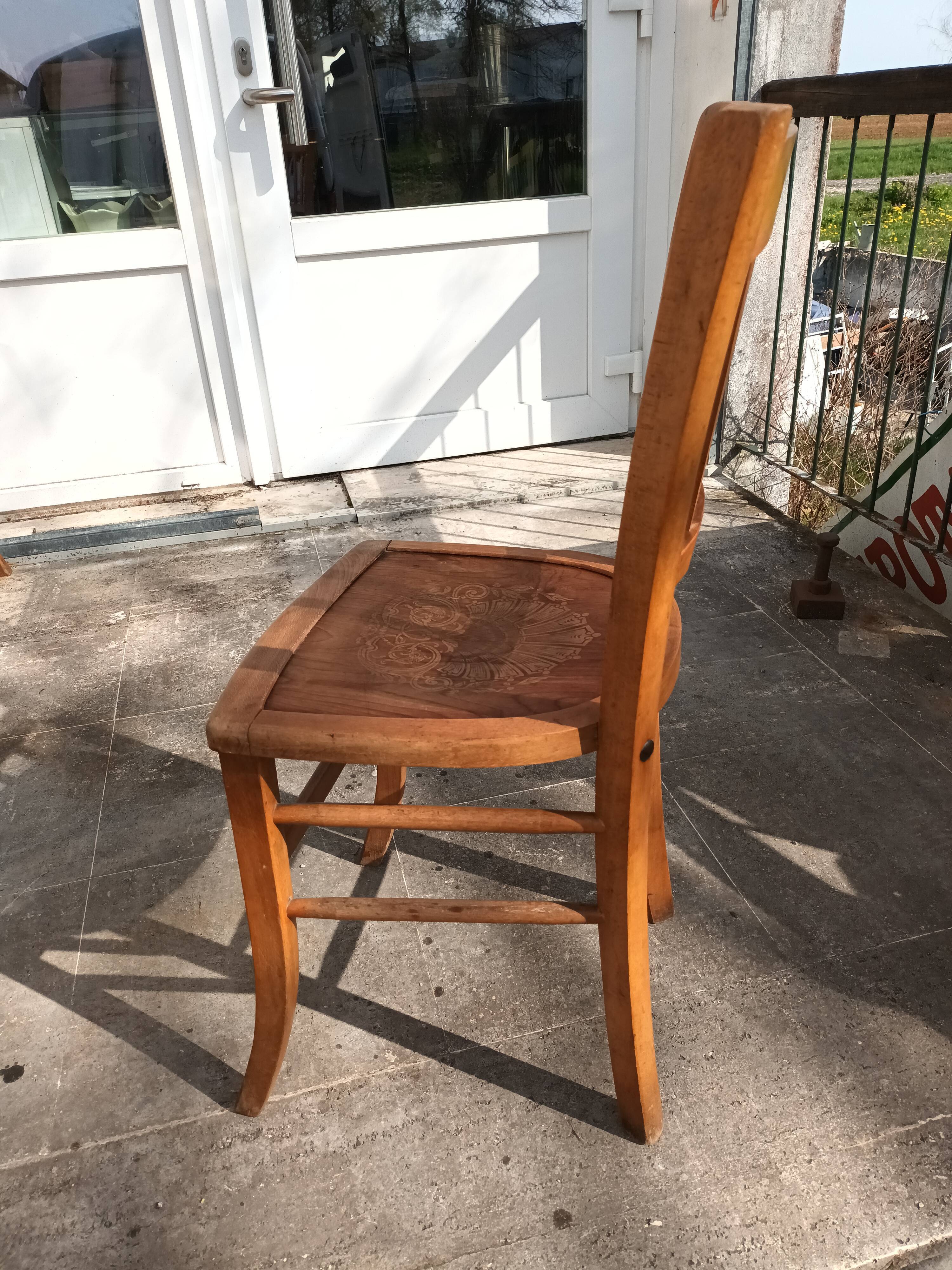 bistro chair