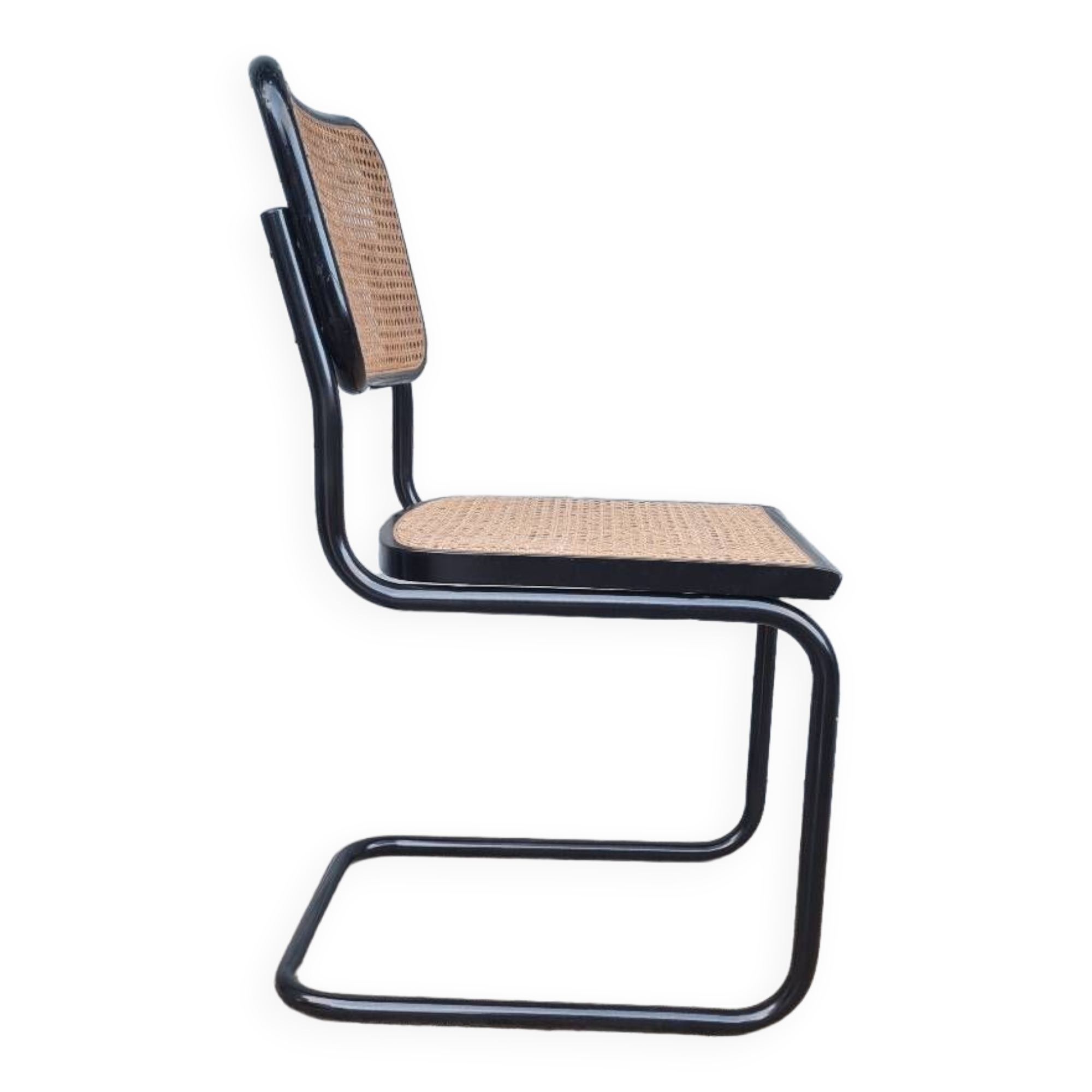 B32 chair by marcel breuer