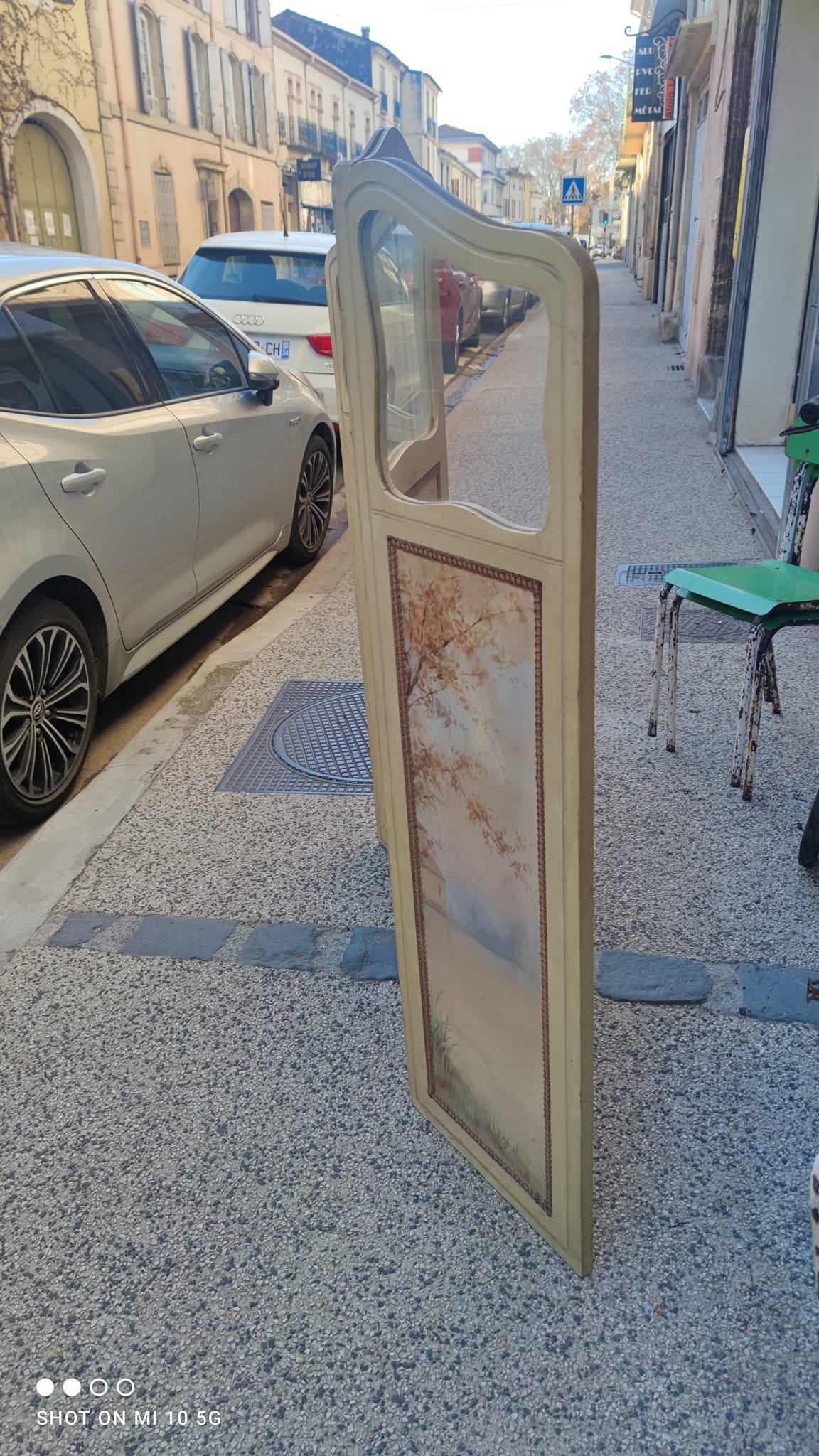 Folding screen or folding screen made of painted wood and painted canvas