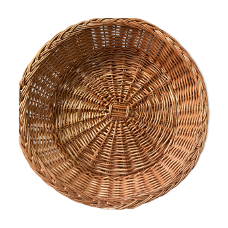 Wicker round basket