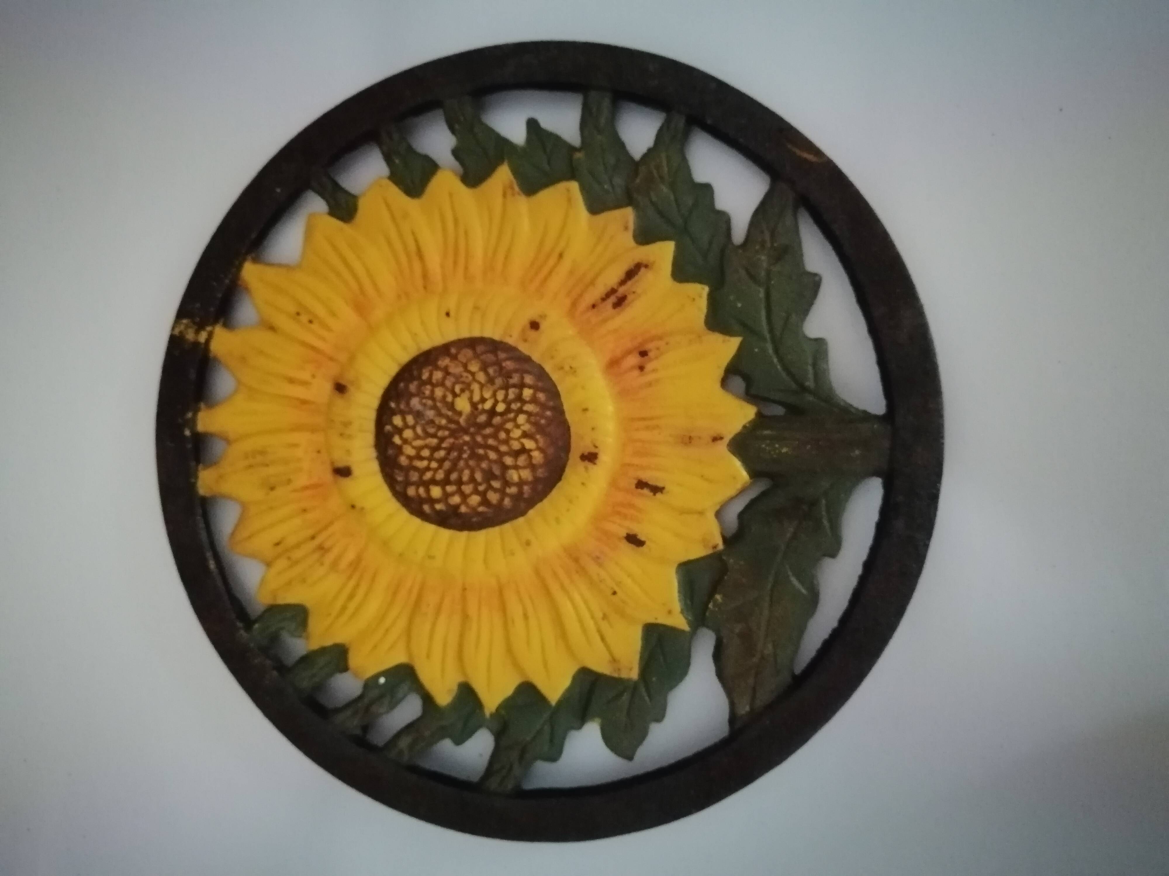 SUNFLOWER CAST IRON TRIVET