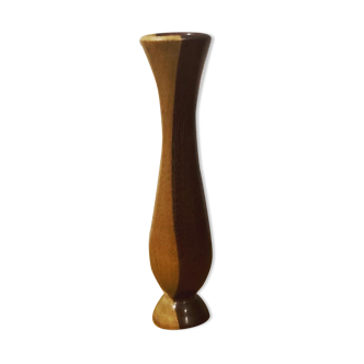 Vase en bois