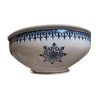 Salad bowl in faience of St-Amand
