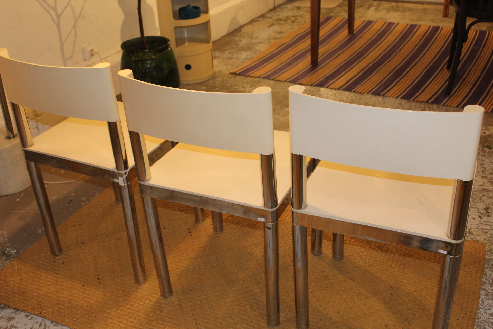 3 chairs 1970s white and stainless steel