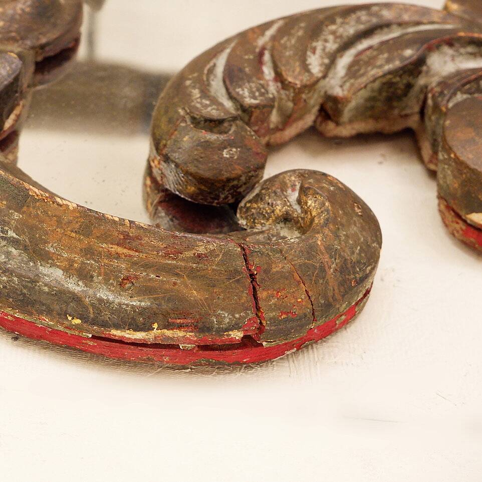 Baroque Mirror in Carved Wood