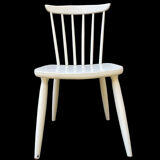 Series of 4 vintage solid wood chairs Scandinavian style