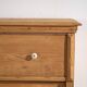 Commode ancienne à trois tiroirs (vers 1920)