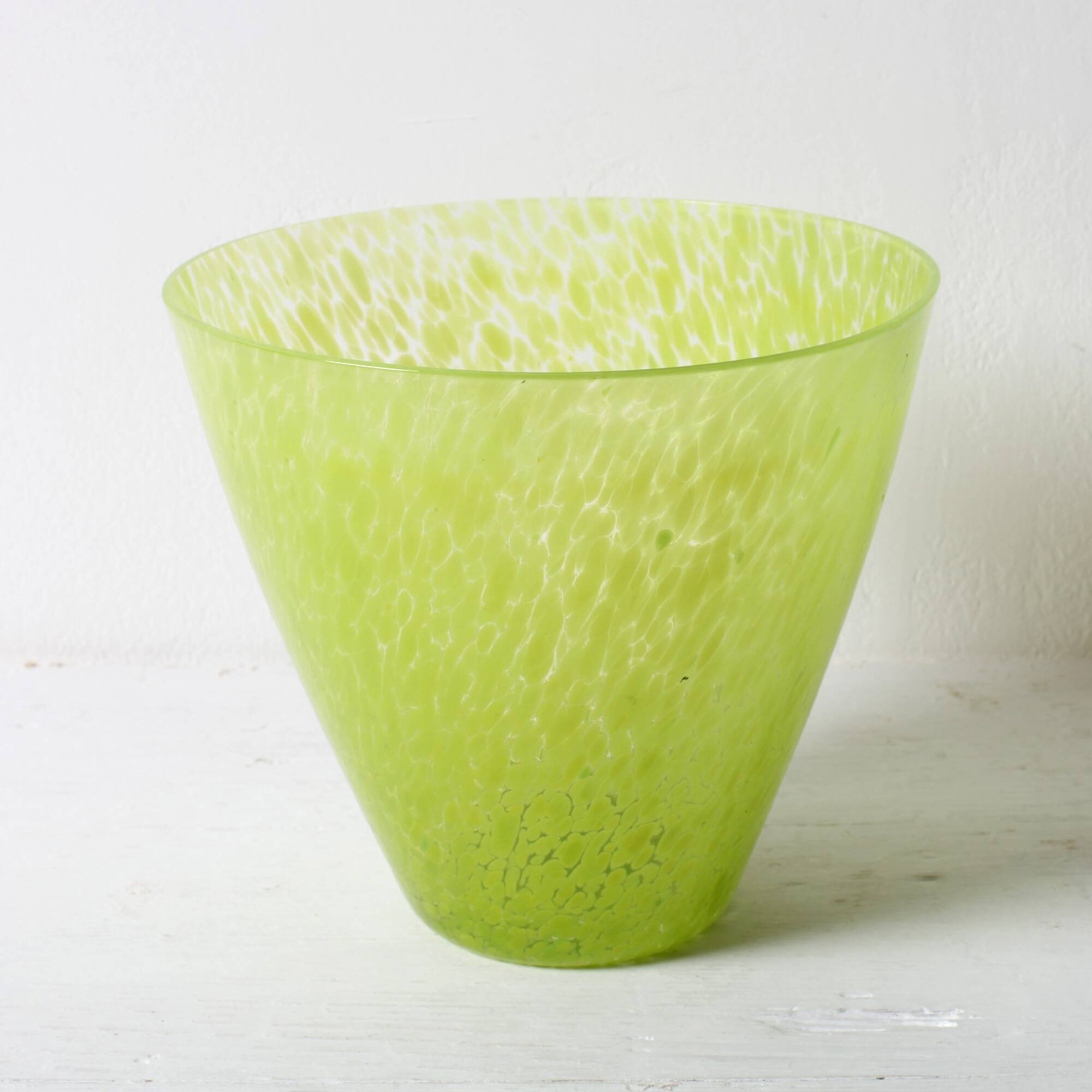 Vase en verre soufflé par Lars Sestervik, Suède 1990