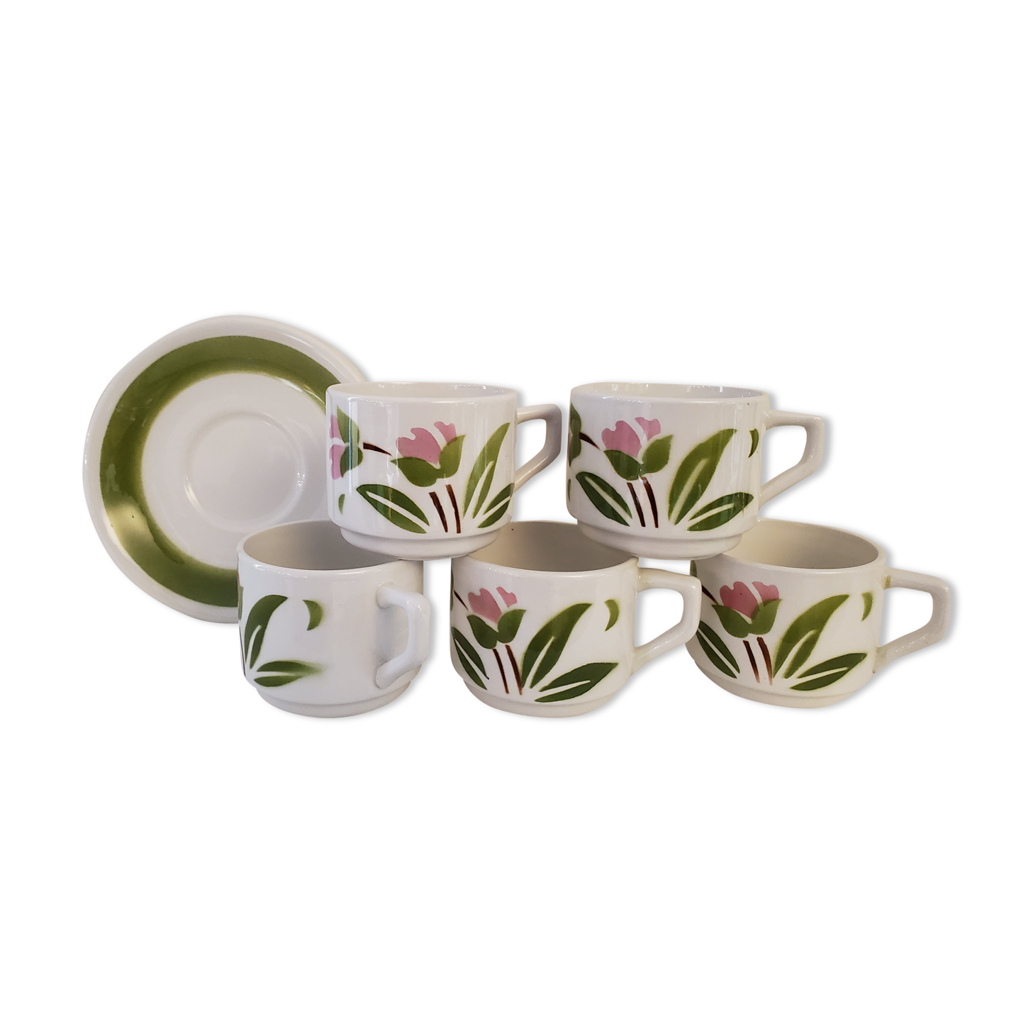 5 cups and ceramic saucers