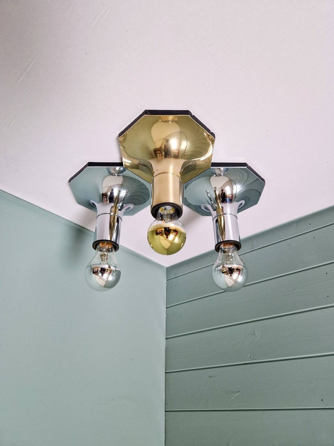 Ceiling light/wall sconce in brass, Motoko Ishii, Staff Leucht