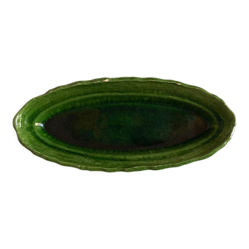 Centre de table plat navette vert en terre vernissée à festons 1960
