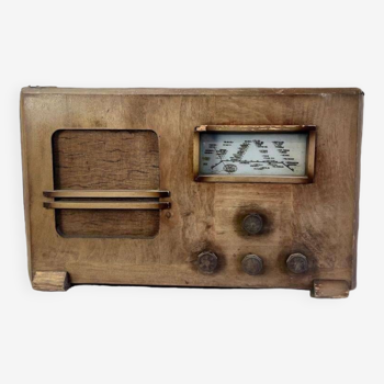 Radio vintage en bois : ne fonctionne pas
