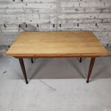 Vintage table 6/10 people