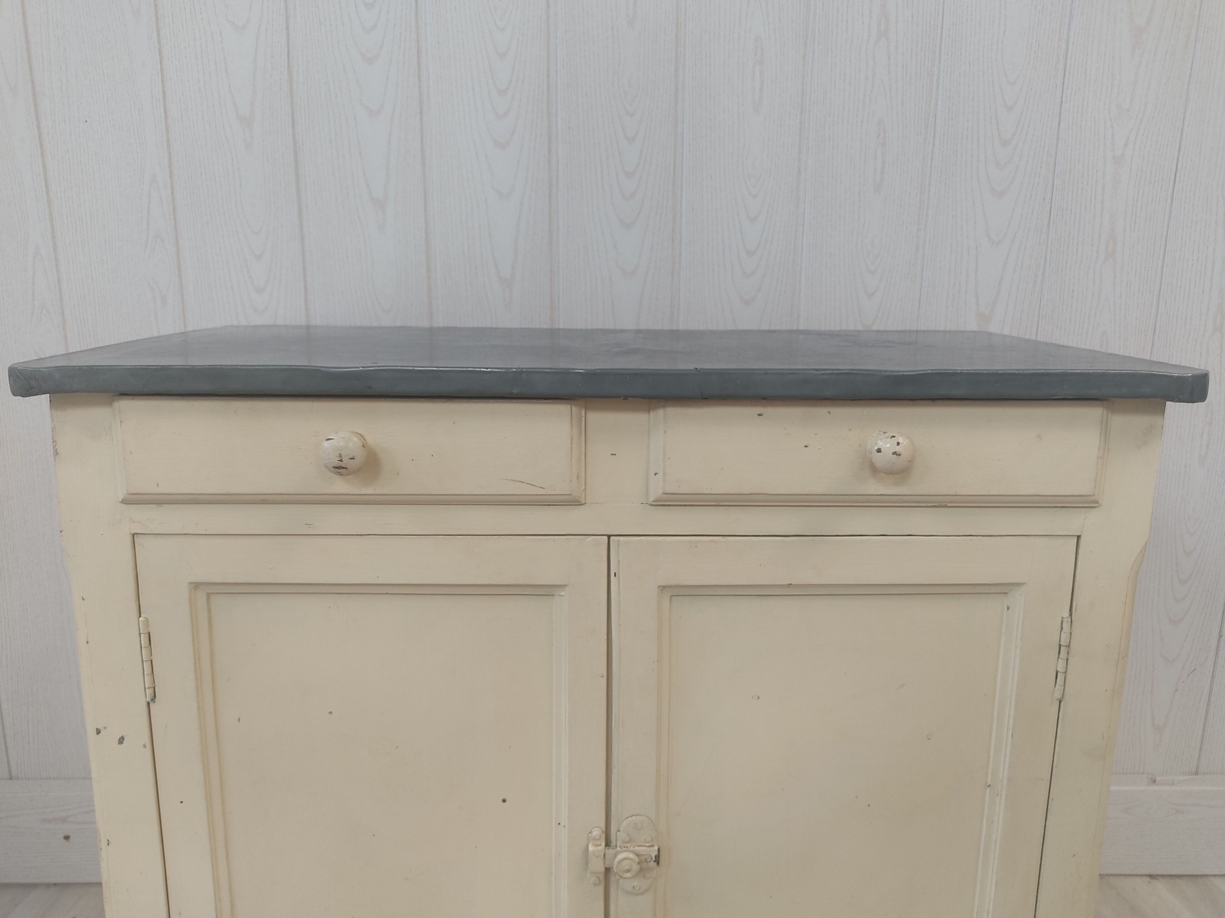 Parisian buffet zinc platter