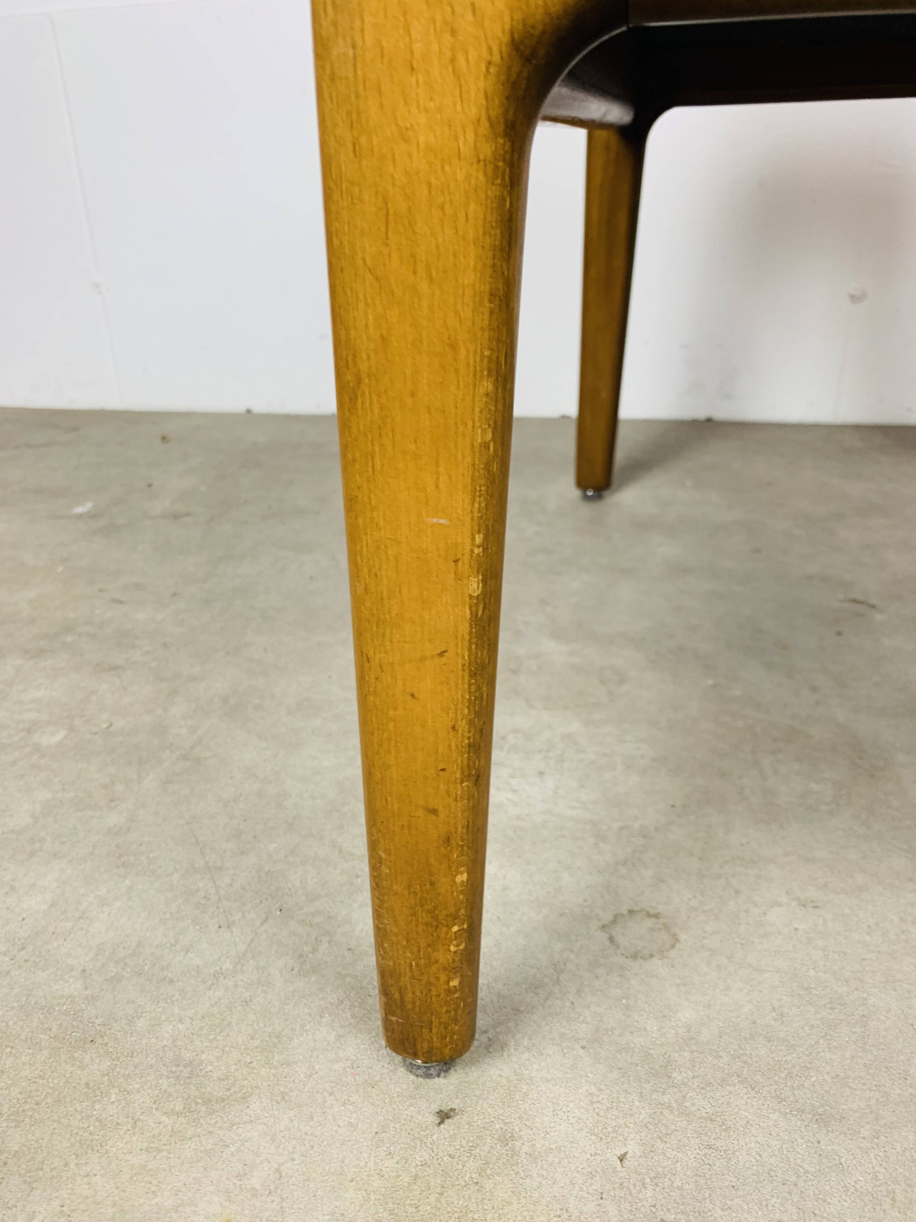 Tabouret scandinave en teck et velours jaune, années 60