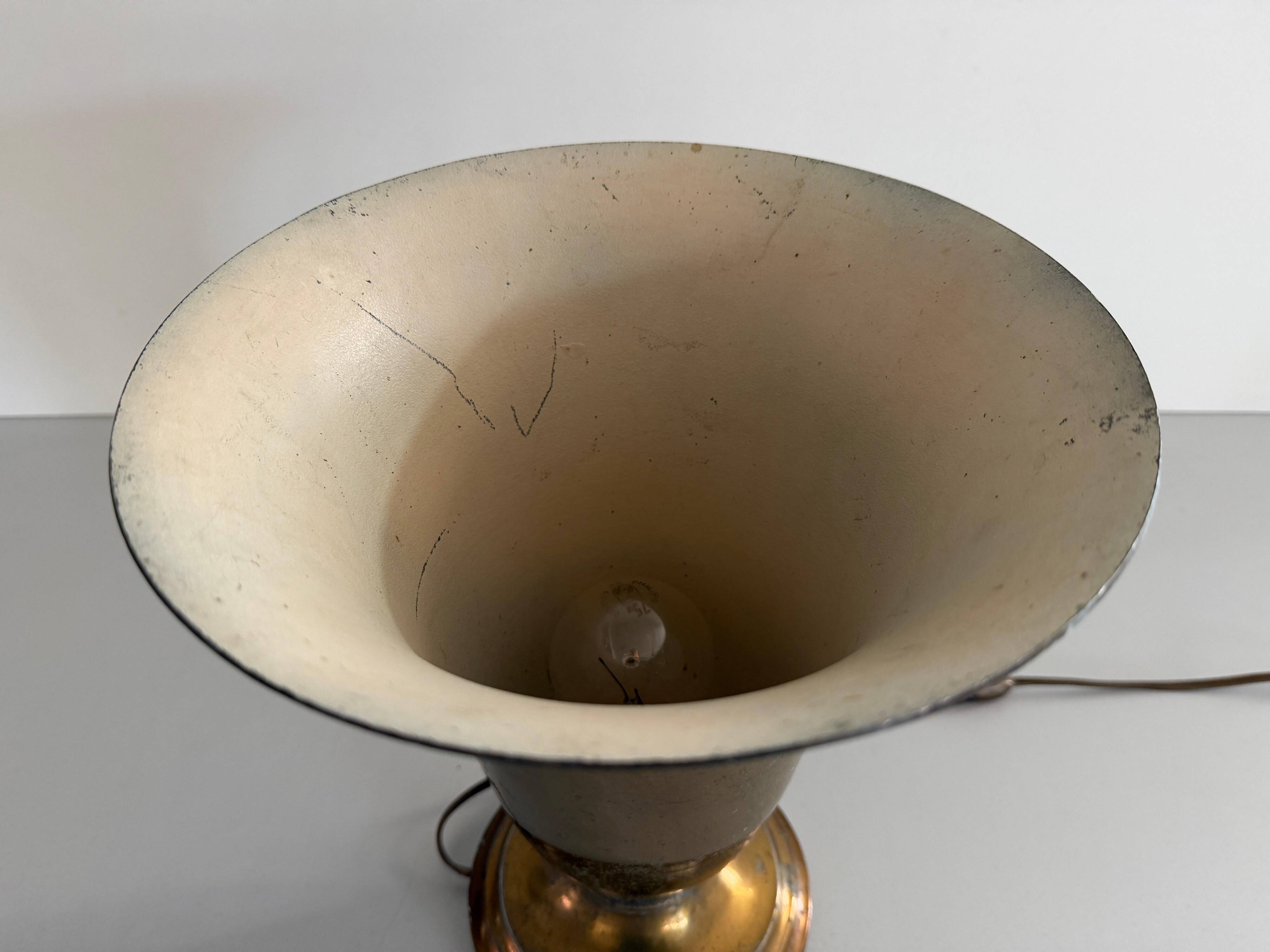 Art Deco conical table lamp in brass by Mazda, 1940s, France
