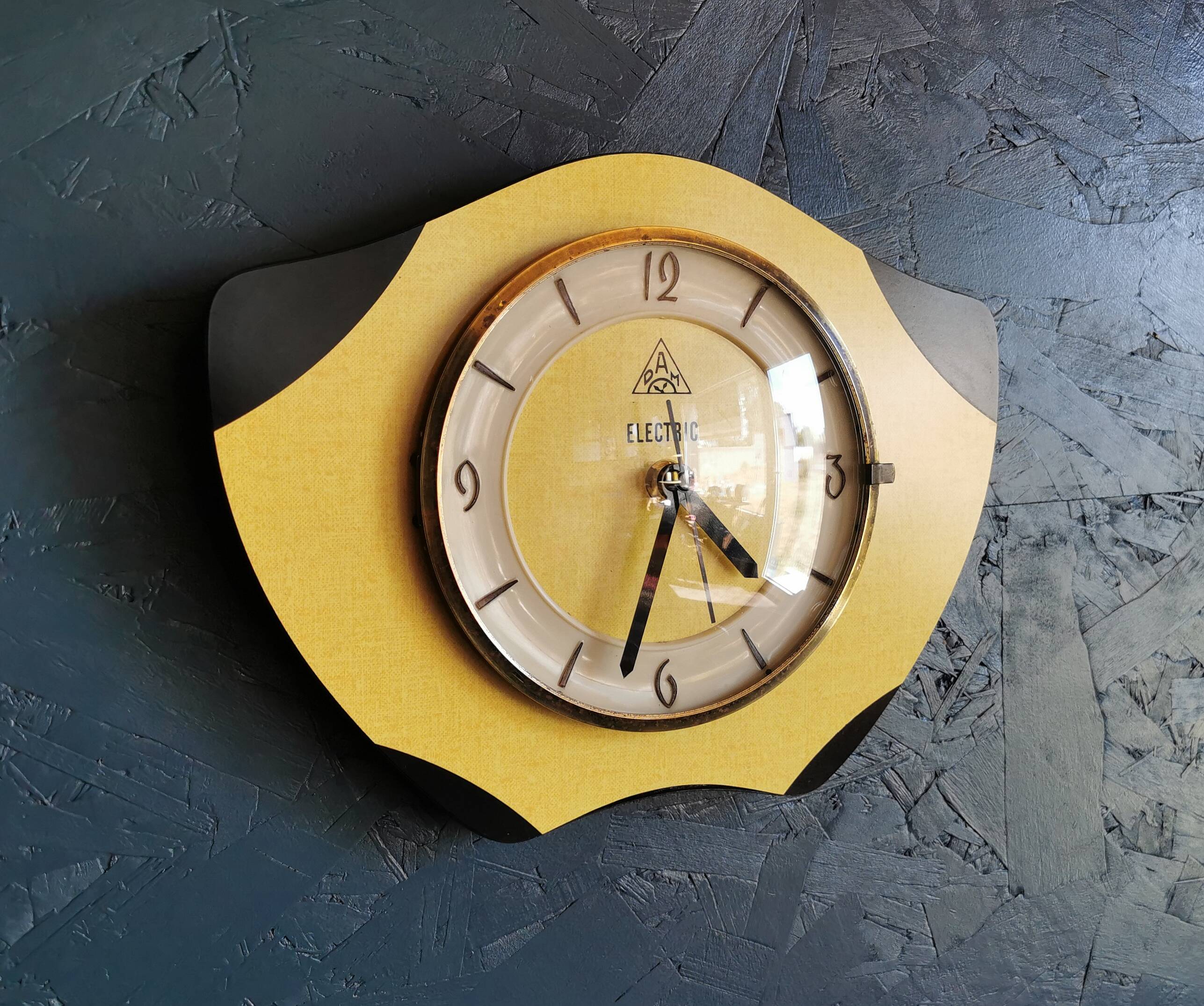 Vintage formica clock silent wall clock 60s "DAM electric yellow black"