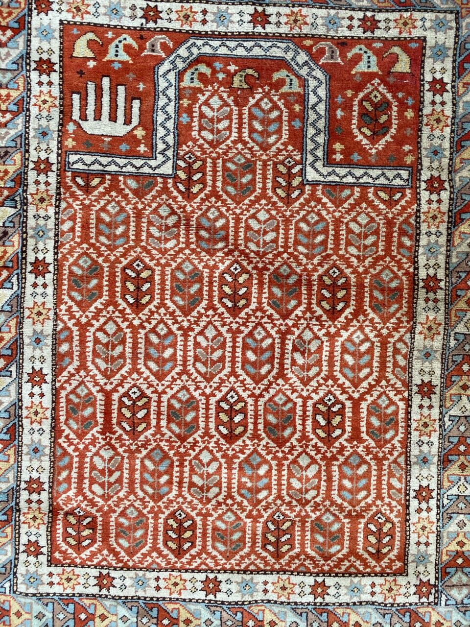Tapis turc Anatolie 112x145 cm