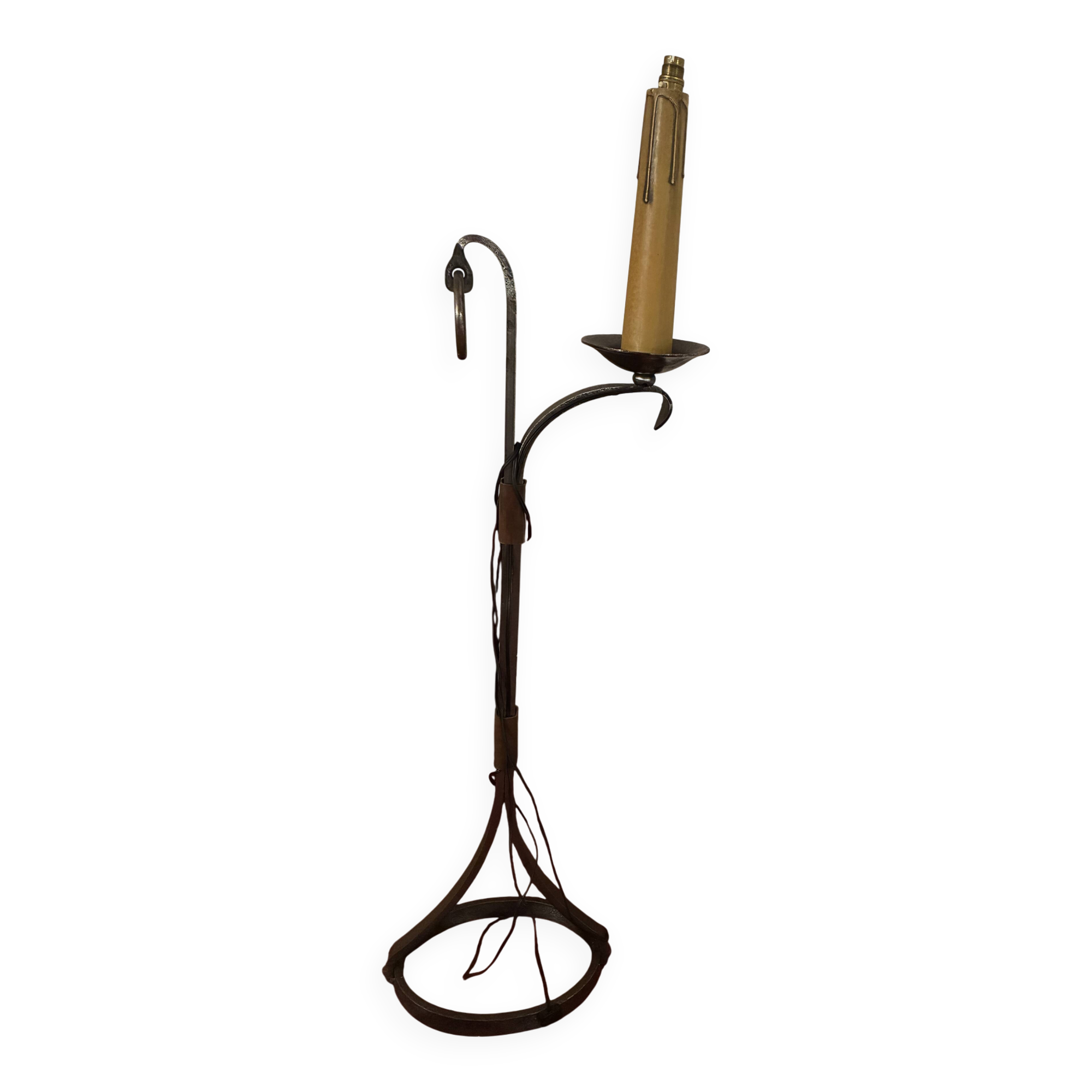 Lampadaire en fer forgé
