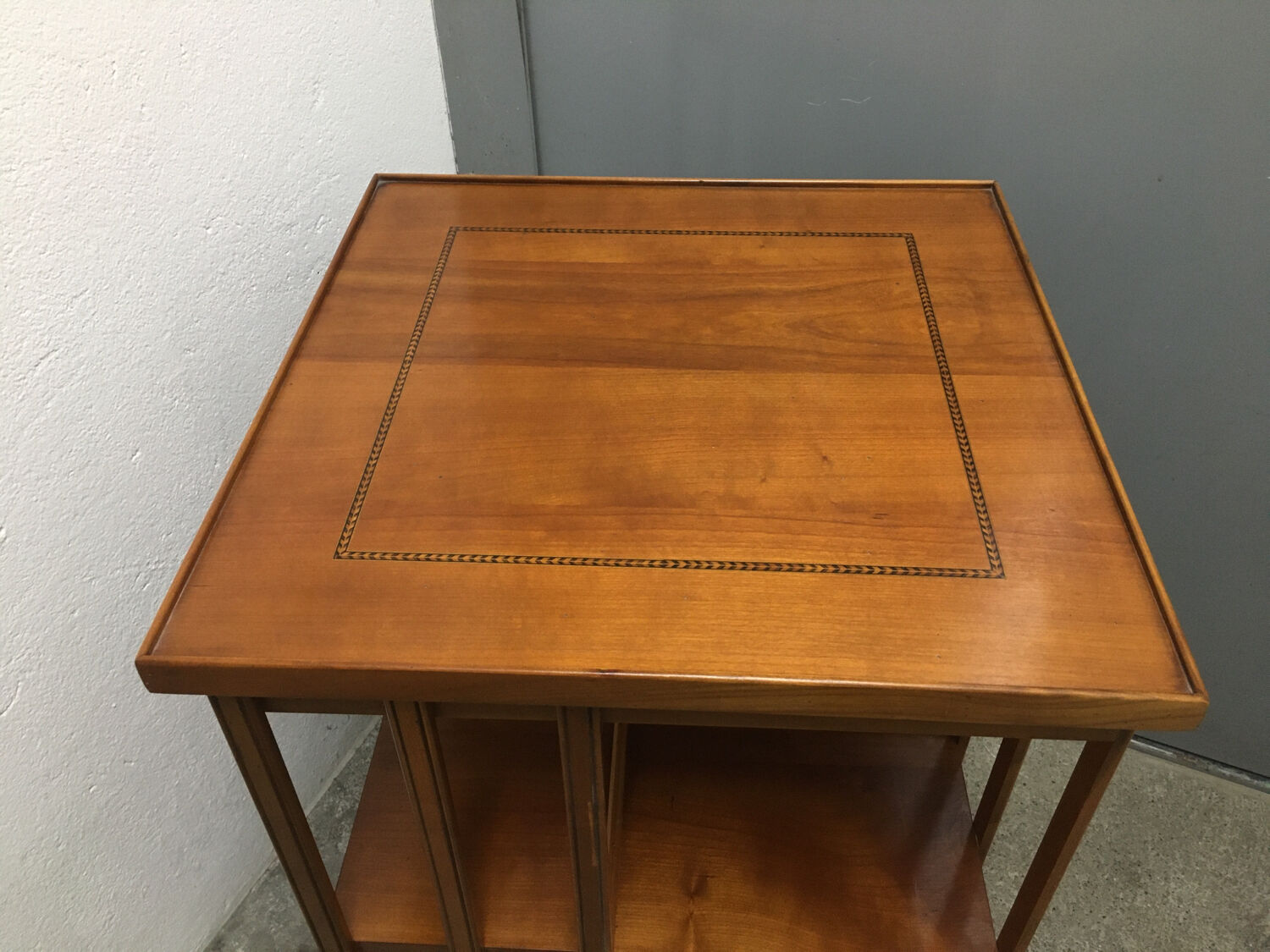 Richelieu revolving bookcase