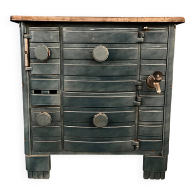 Petite cuisinière à bois en fonte émaillée