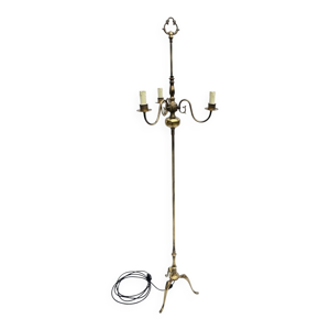 lampadaire tripode en