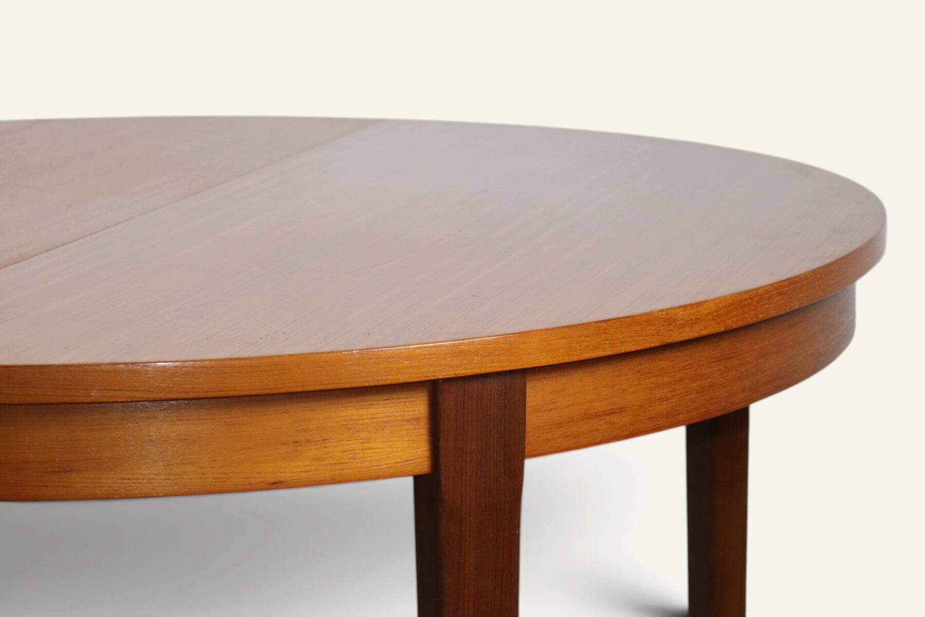 Table ronde extensible vintage en teck, années 70