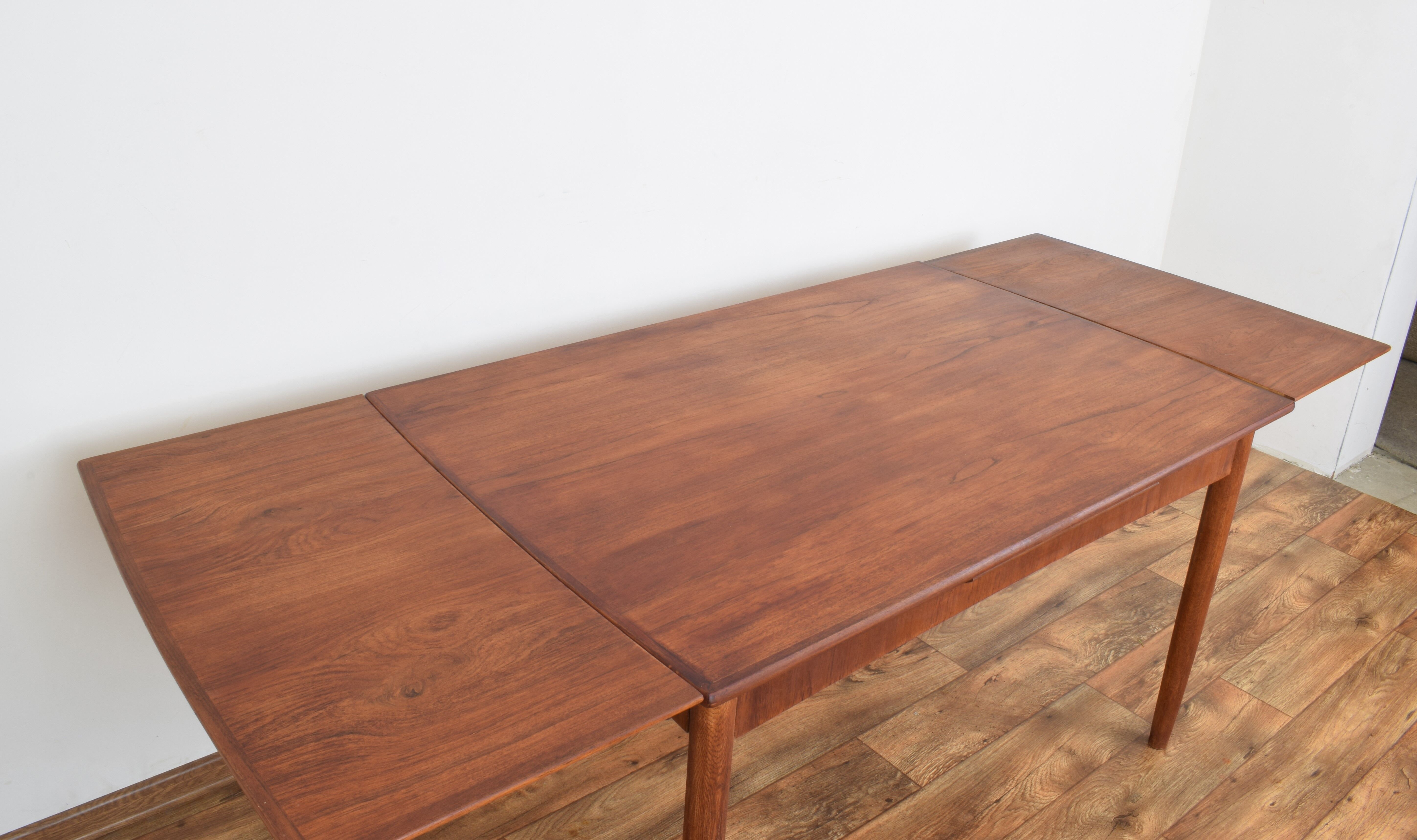 Mid-Century Danish Teak Extendable Dining Table, 1960s