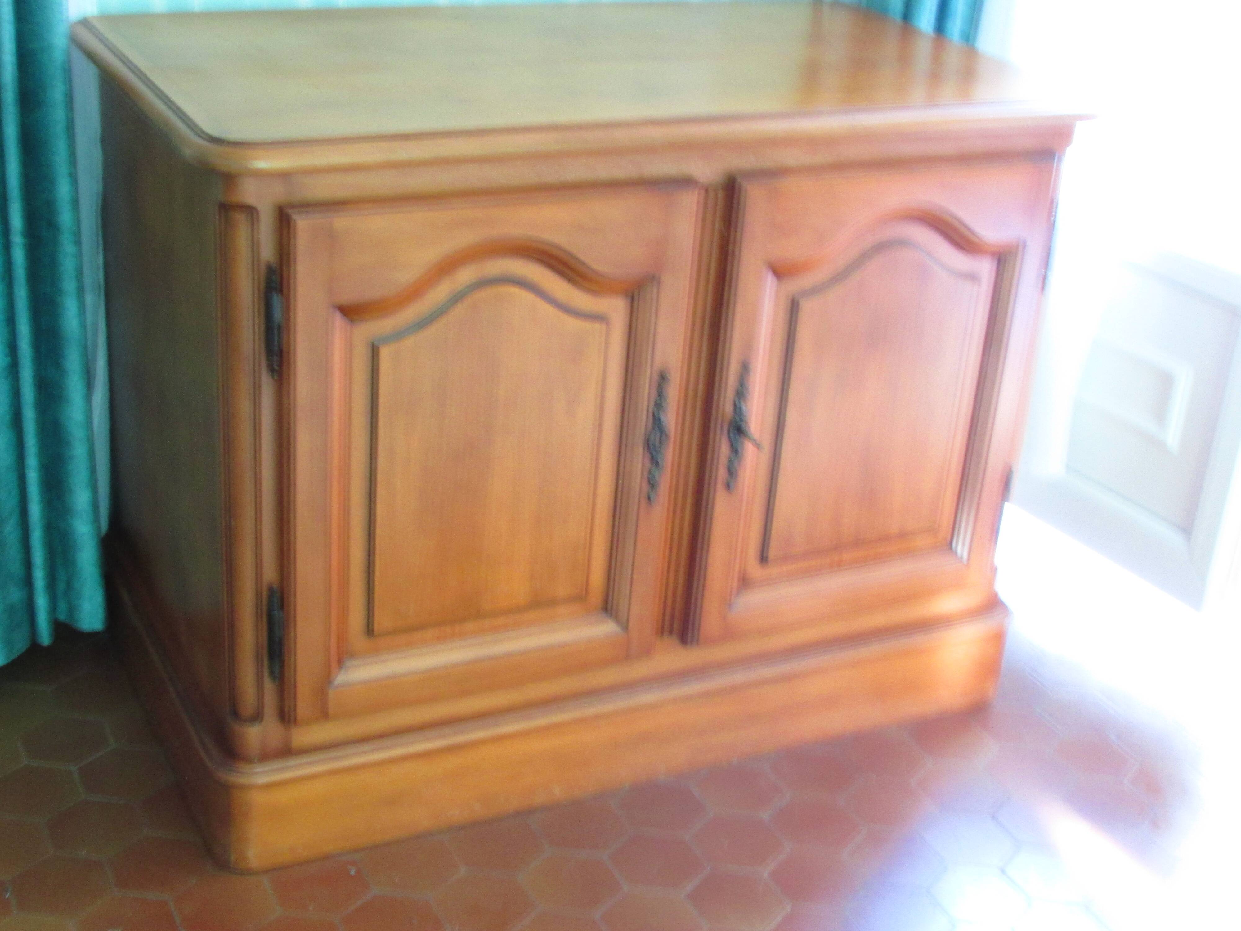 Louis Philippe style cherry wood bar buffet, 1980s