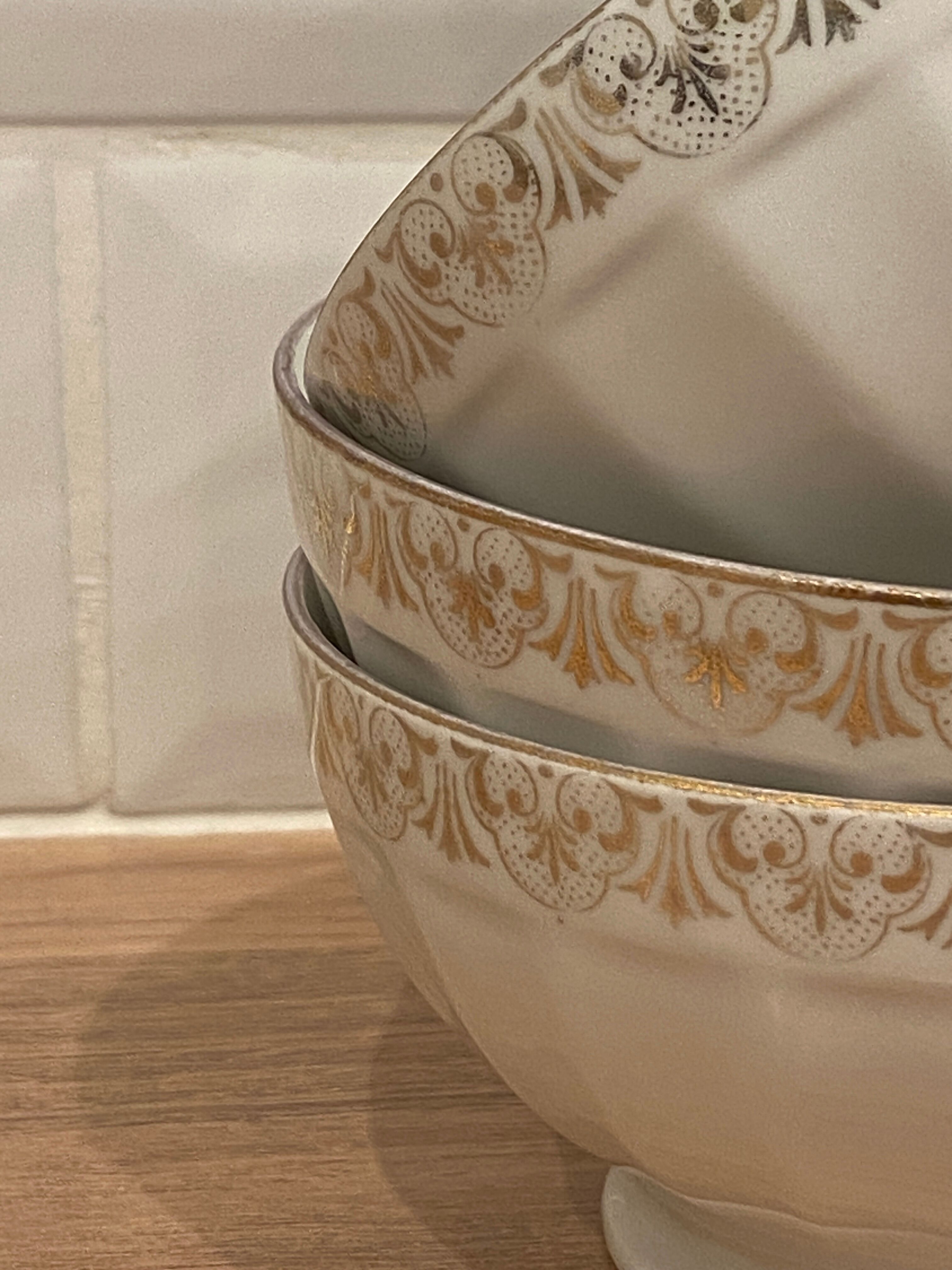 3 small faceted bowls