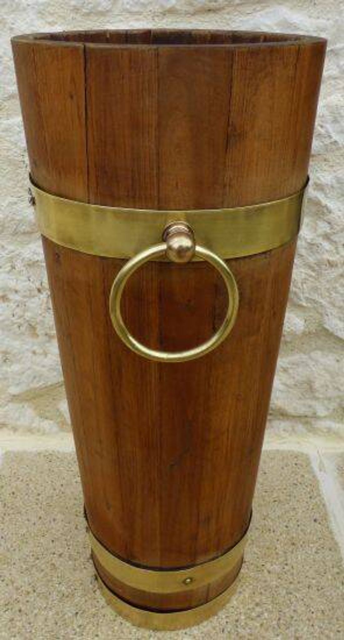 Victorian style barrel umbrella stand, solid oak, curved with 3 bands and gr.