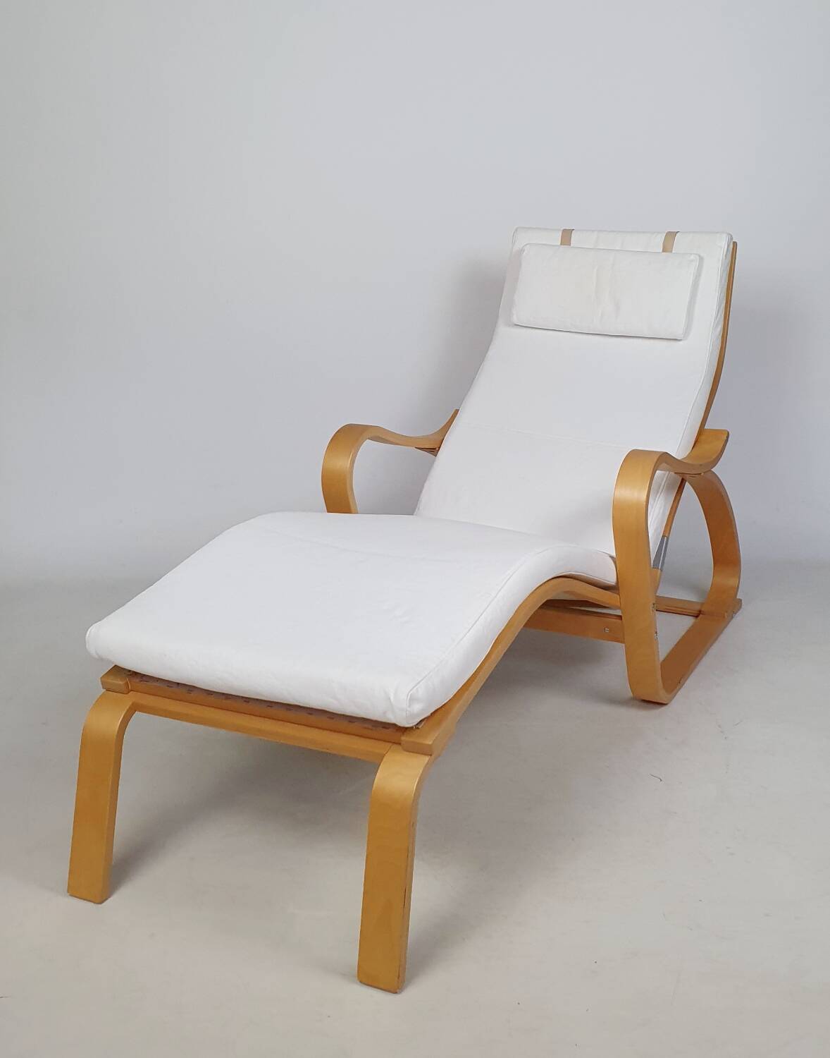 Fauteuil Paong de Noboru Nakamura pour Ikea, 1990