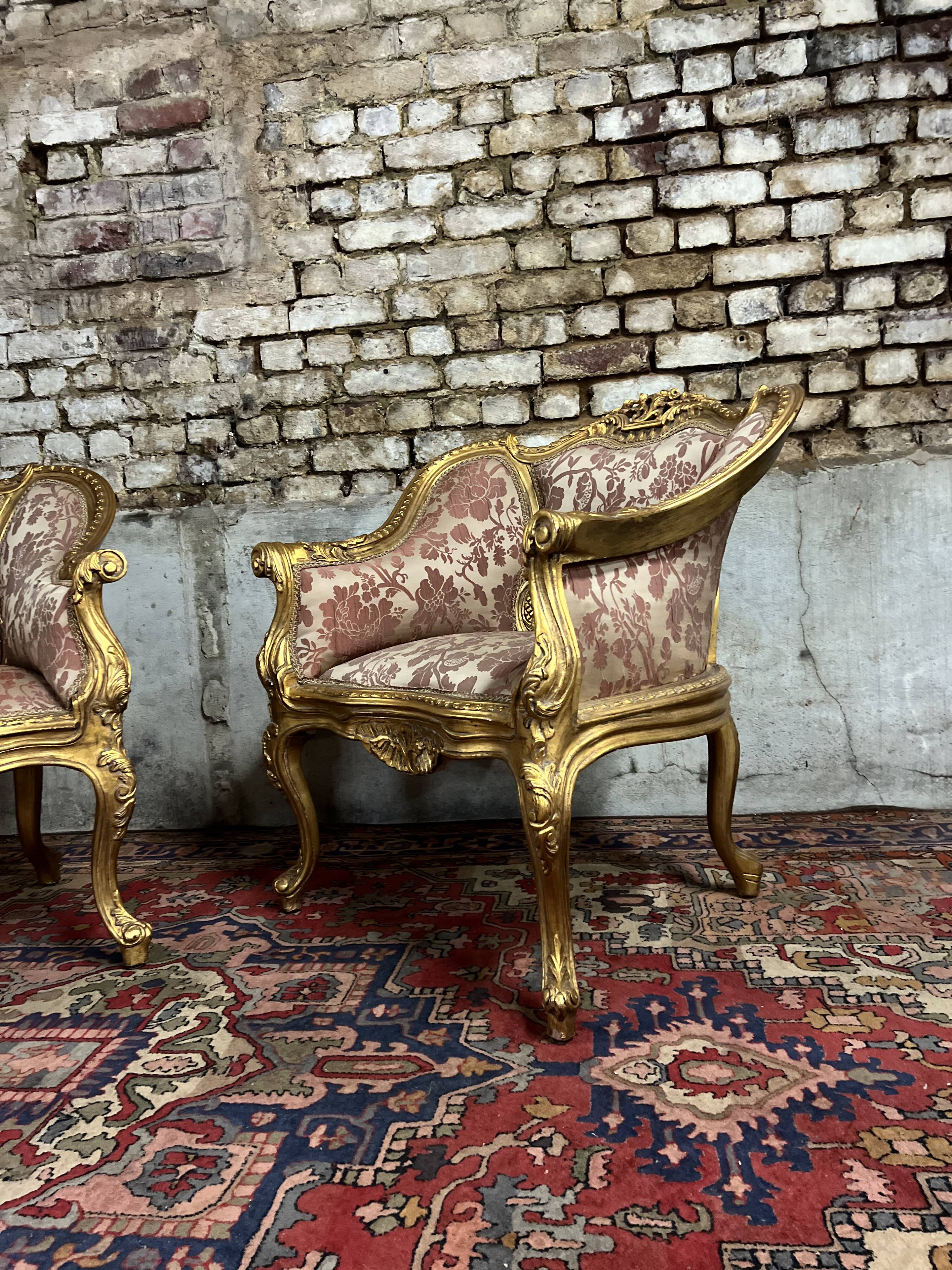 Salon En Bois Doré De Style Louis XV