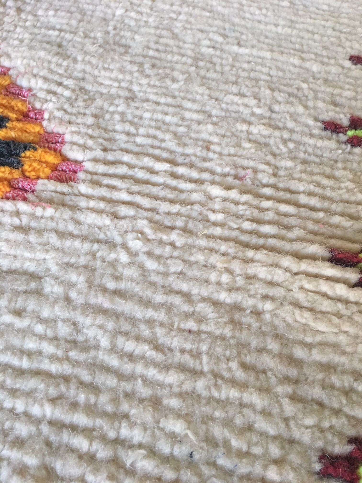 Tapis marocain coloré 151 x 98 cm