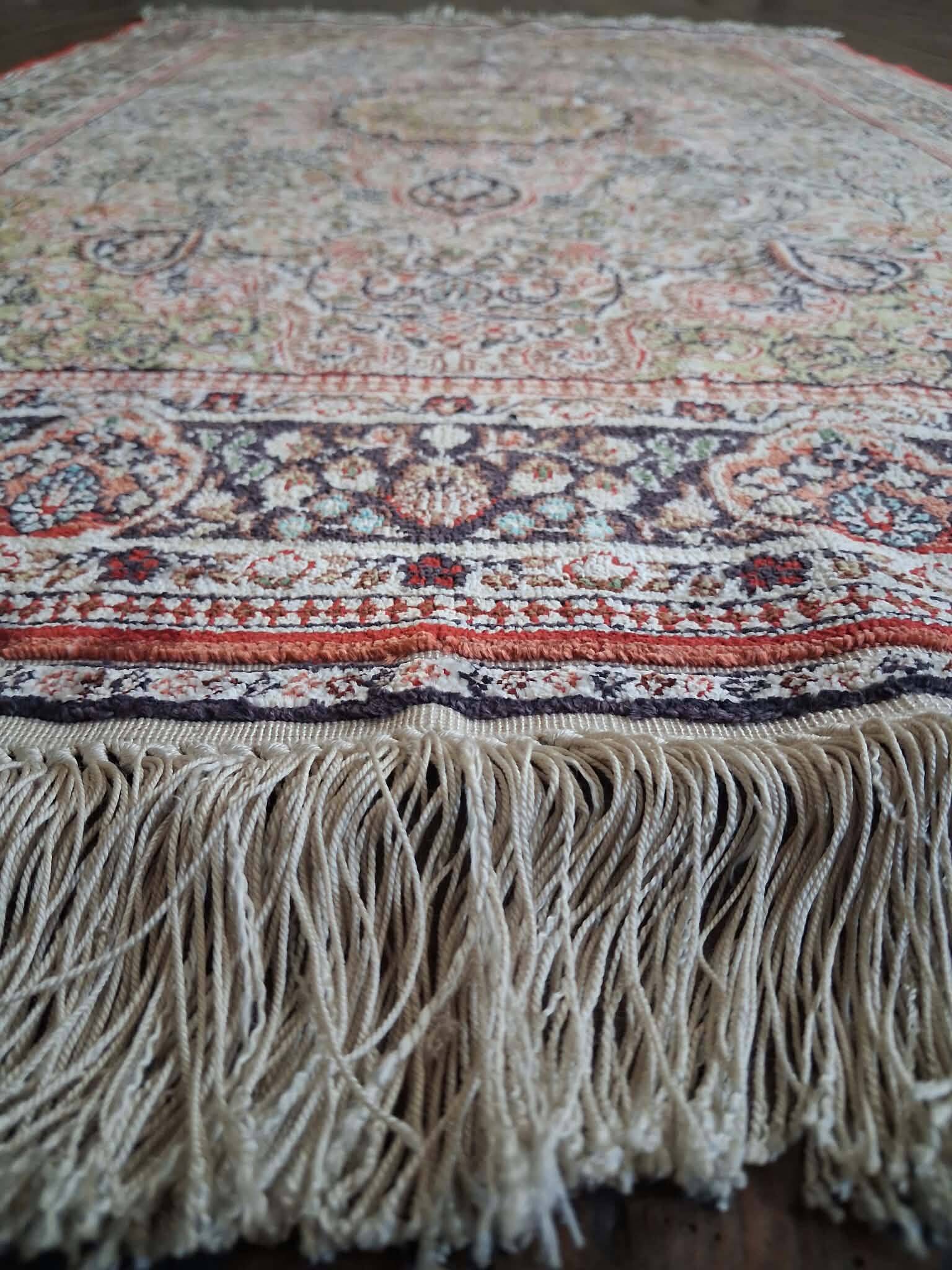 Chinese Hereke silk handmade carpet