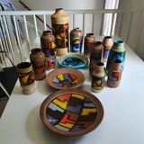 Mid-century pattern Vetrata vases and bowls by Aldo Londi for Bitossi Italy. Black, blue, orange and yellow on a brushed background.