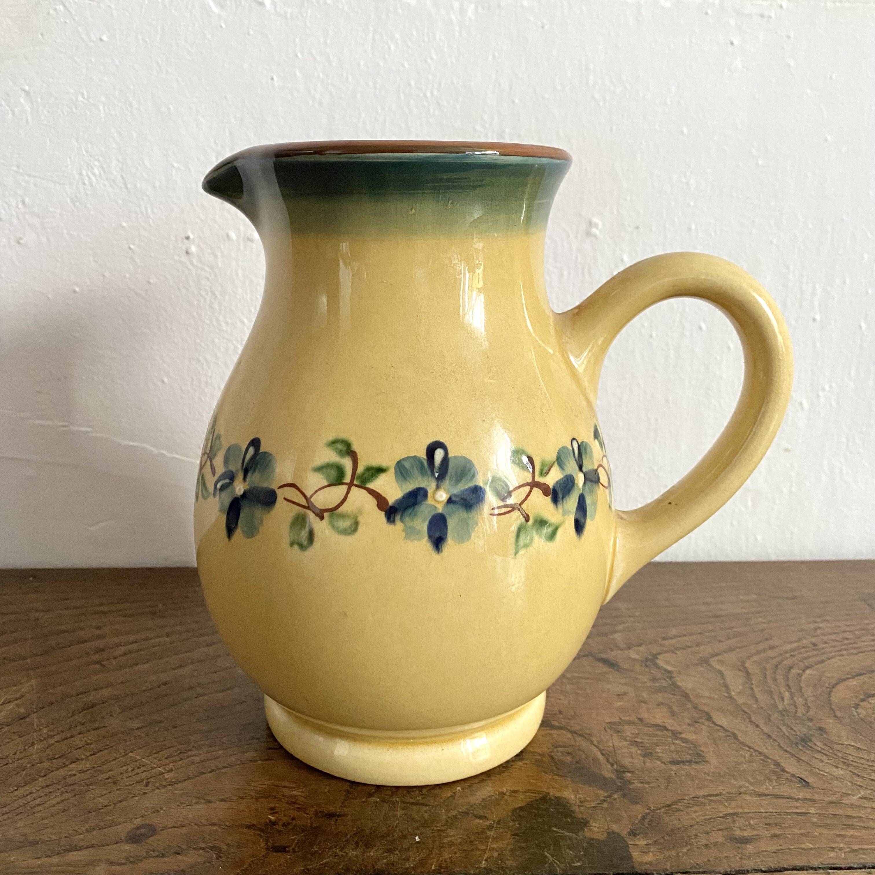 Provençal pitcher poët Laval