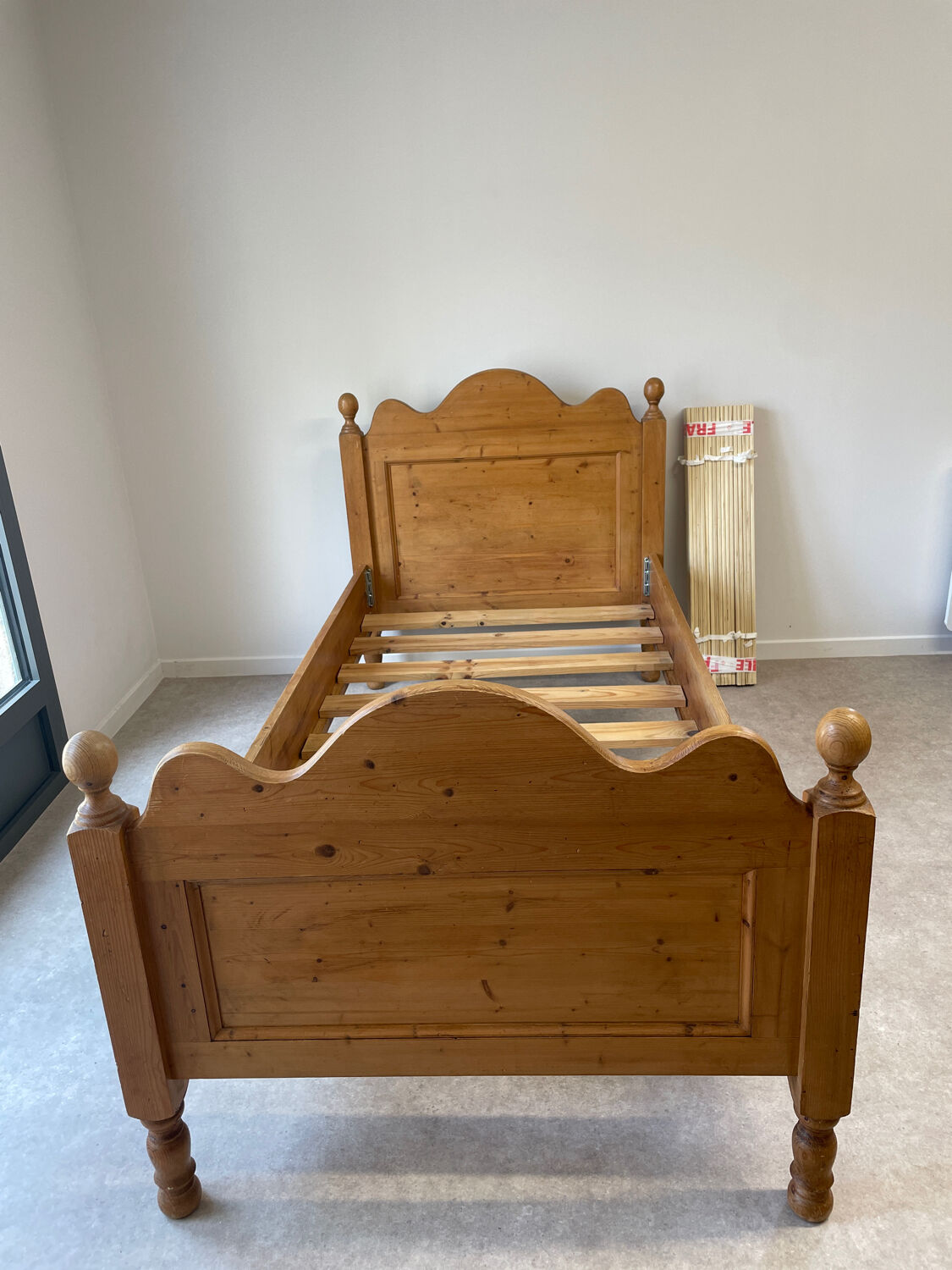 Read a person in pin Interiors.