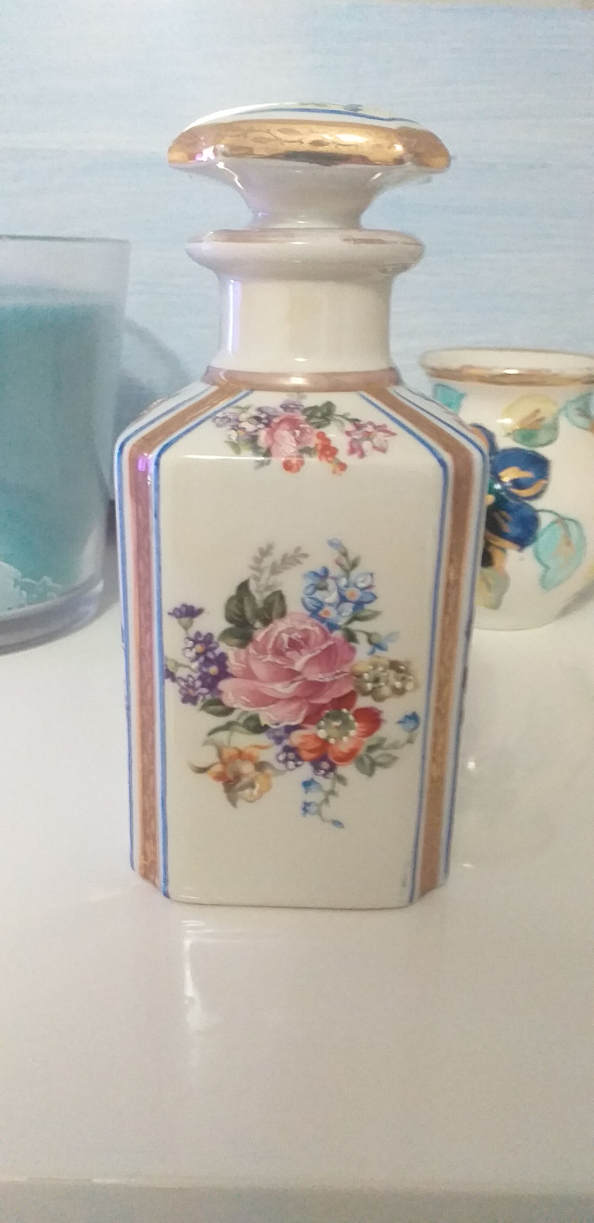 Porcelain bottle